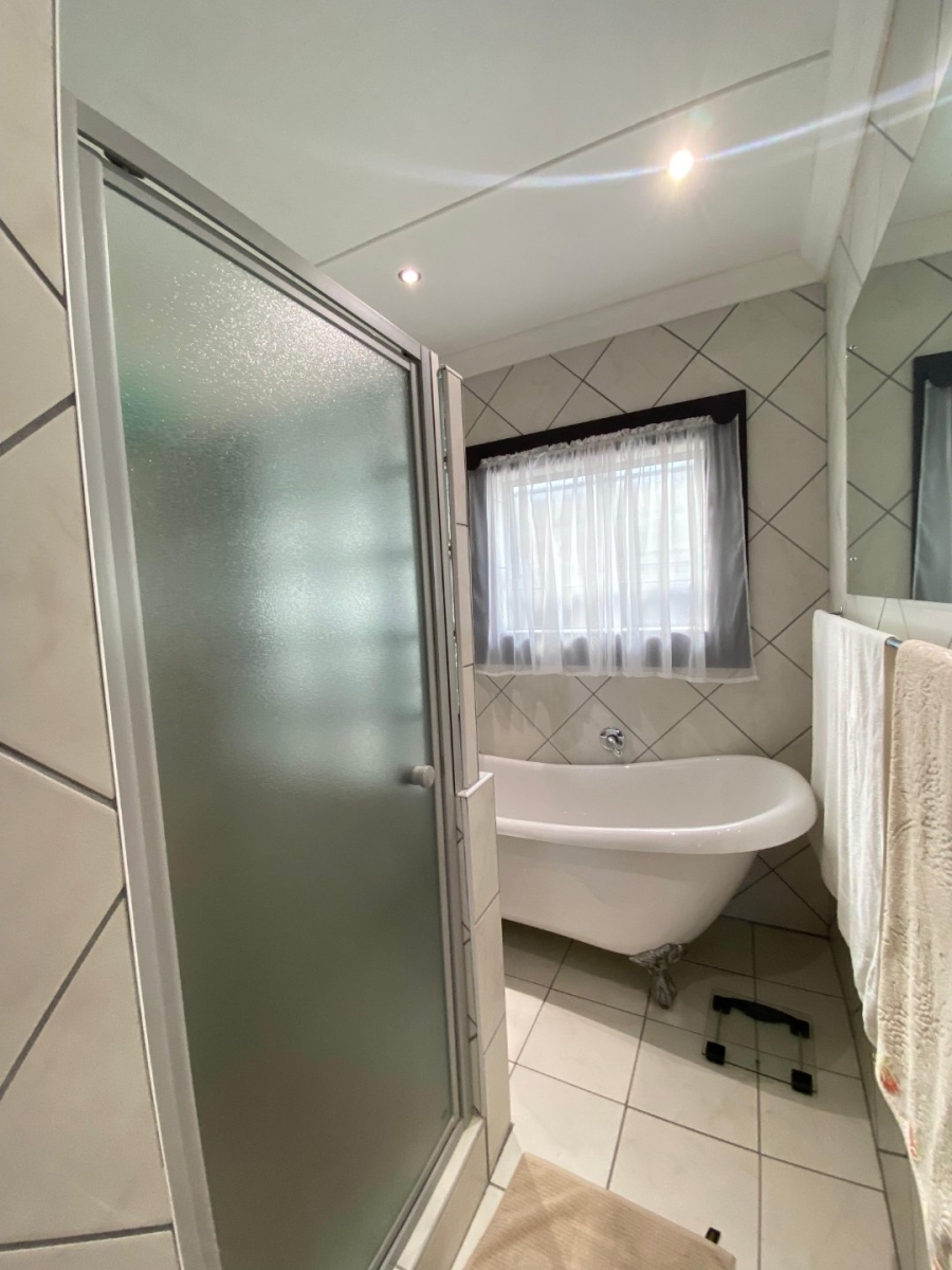 3 Bedroom Property for Sale in Amalinda Eastern Cape